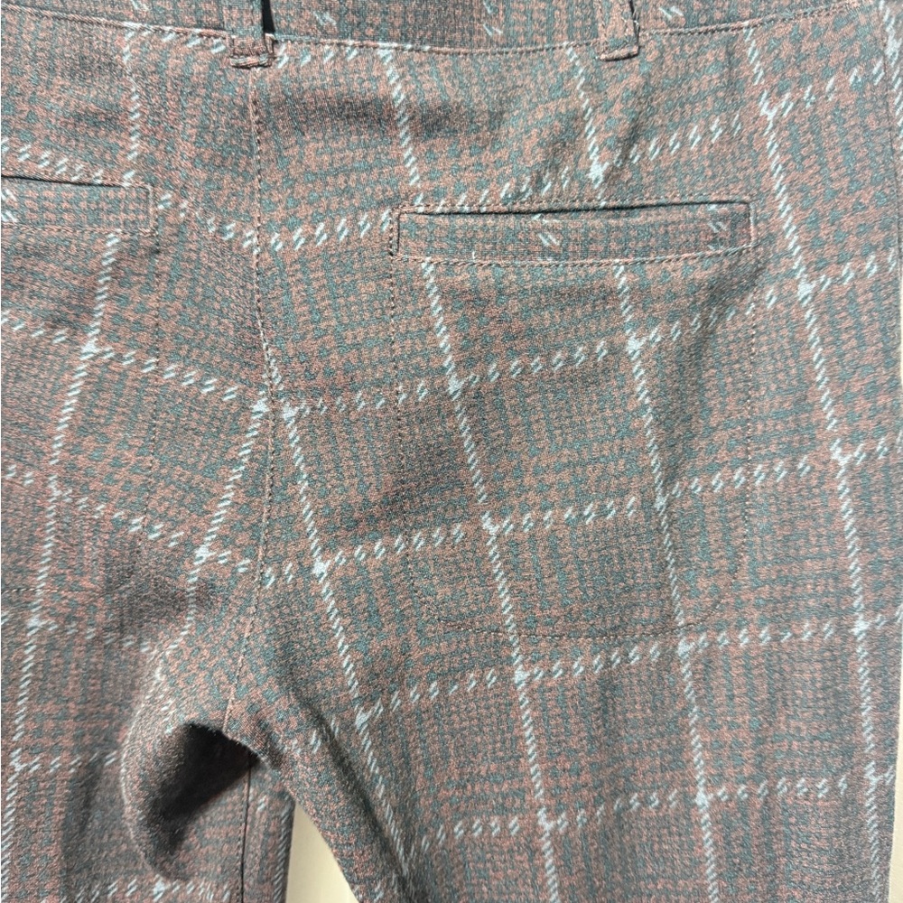 Woman’s Betabrand Yoga Dress Pants Wide leg - Picture 5 of 6
